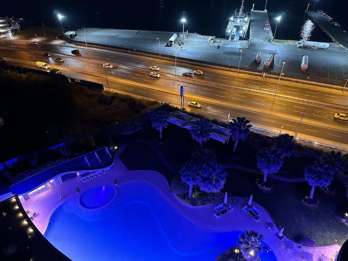 Apartment Magnificent High Floor Suite With Private Jacuzzi Istanbul